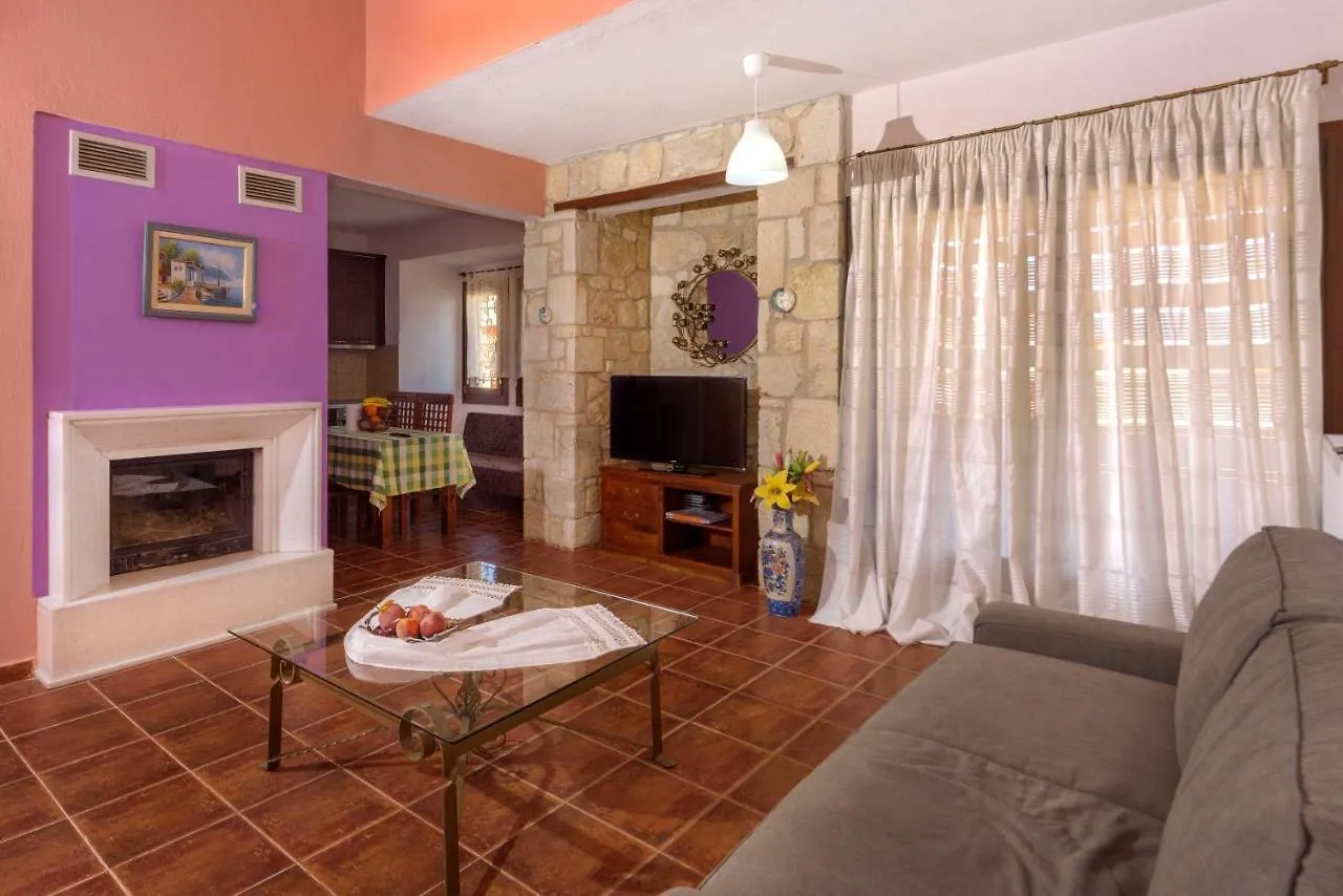 Danai House Daire Nea Roda